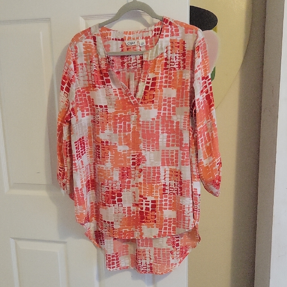 CATO SzLG Women's Vibrant Red Orange White vneck Blouse
